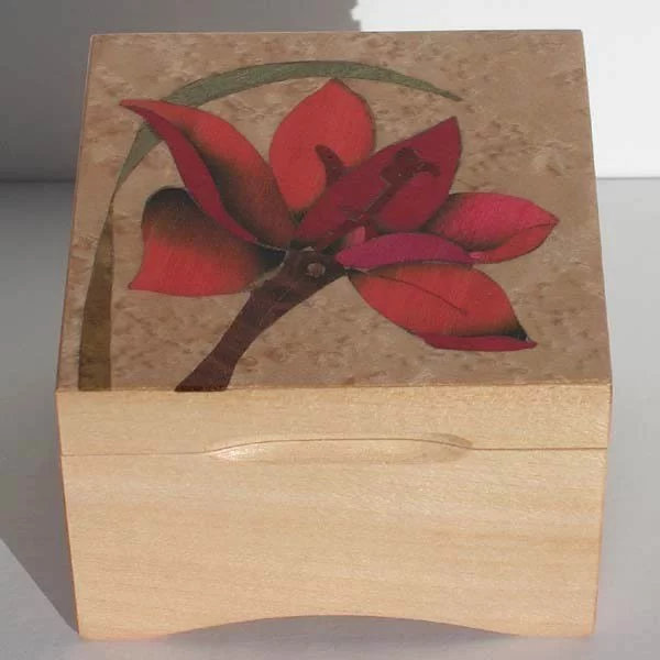 coffret à bijoux - marqueterie 5 fleurs blanches réf Lu2 - Bois Plaisir