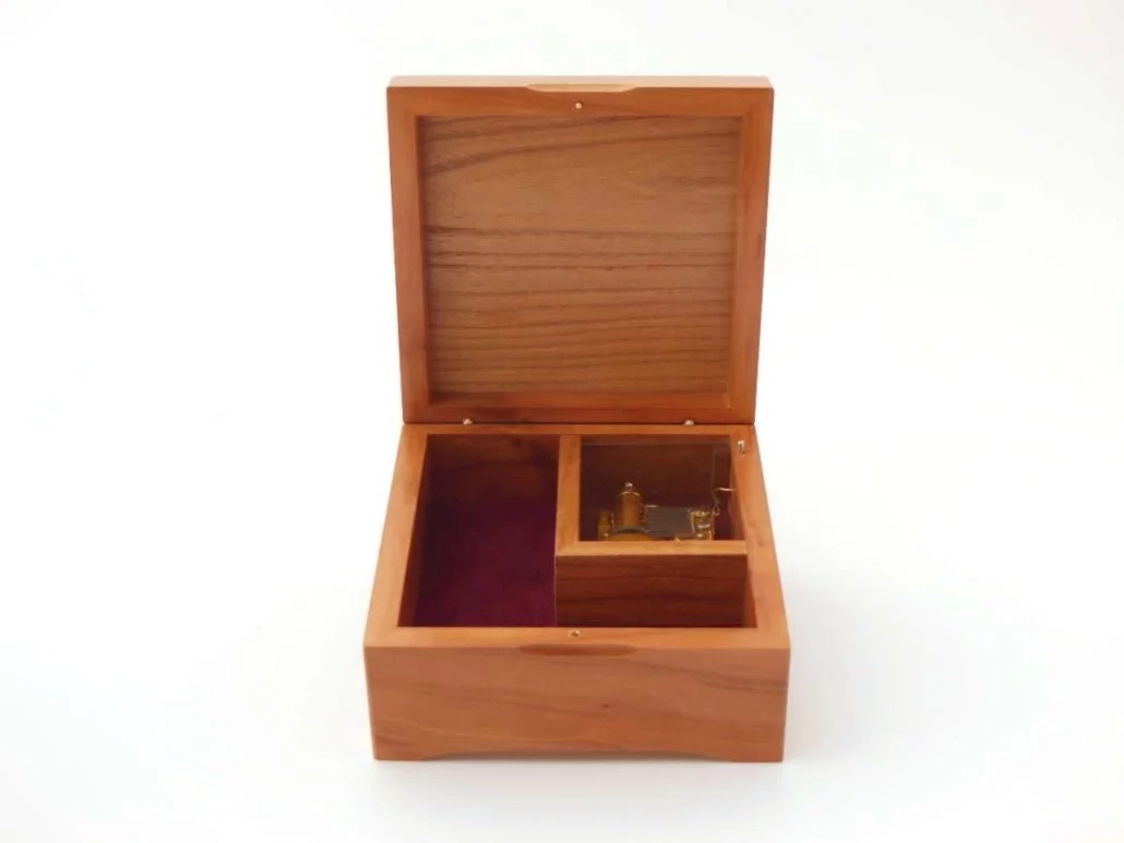 Boîte à Musique Marquetée – Déco Ancienne 12,5 X 17,5 Cm