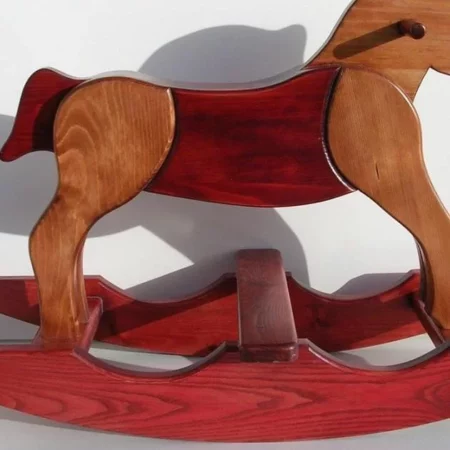 Cheval de bois à bascule