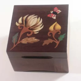 Coffret à bijoux "fleurs papillon"