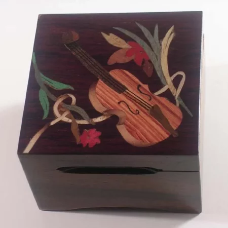 Coffret à bijoux - marqueterie "Musique" réf C7