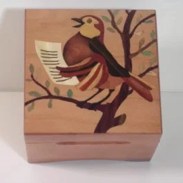 Boîte à musique, marqueterie "Oiseau chanteur" C18