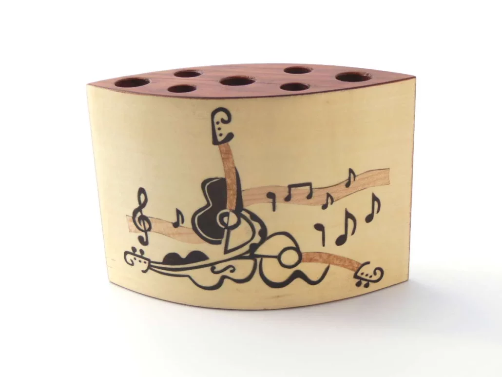 Pot à crayons en bois, marqueterie "Notes de musique" réf PA11