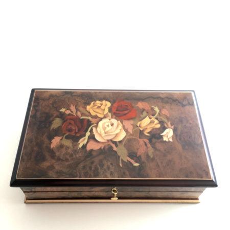 Coffret à bijoux "ROSES". Réf R1